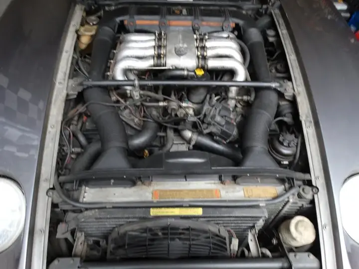 Porsche 928 S