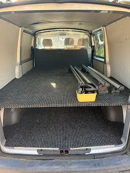 Volkswagen Transporter 2009 photo 3