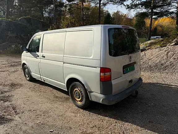 Volkswagen Transporter 2009 photo 2