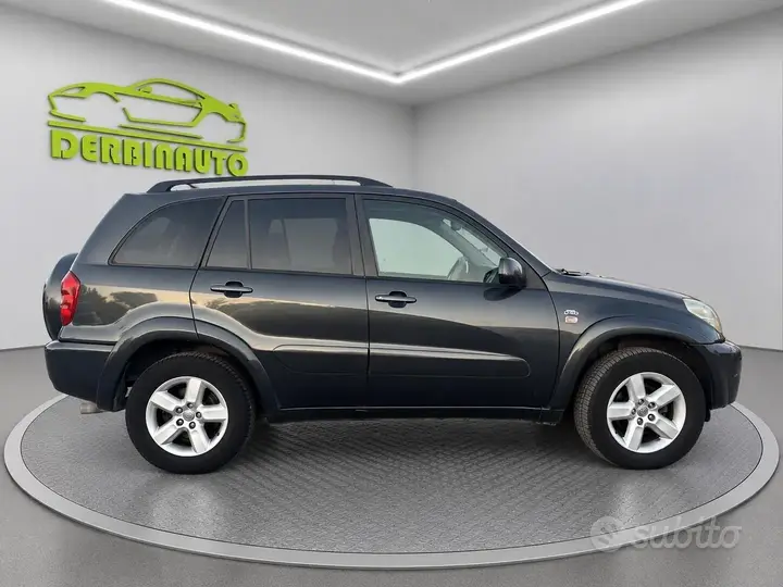 Toyota Rav4 2005 photo 2