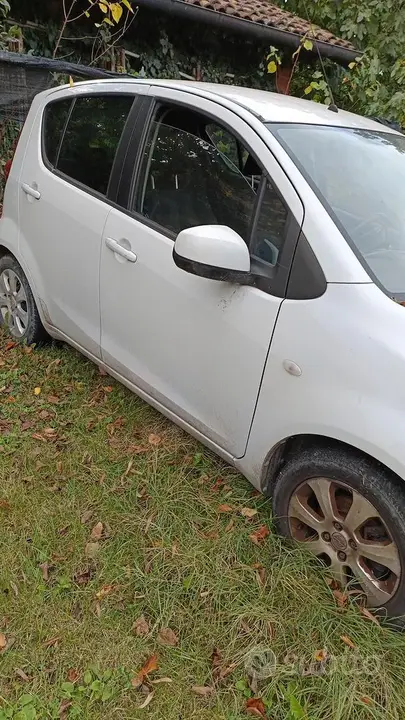 Opel Agila