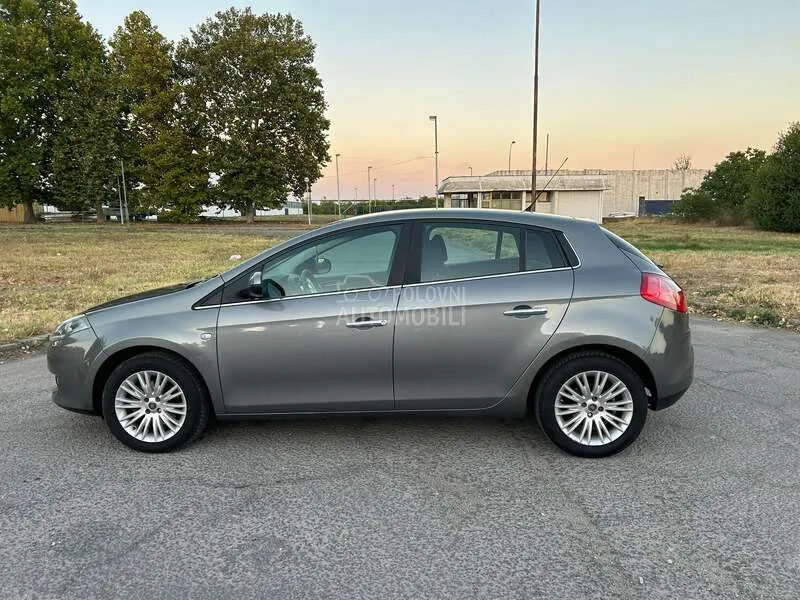 Fiat Bravo 2010 photo 2