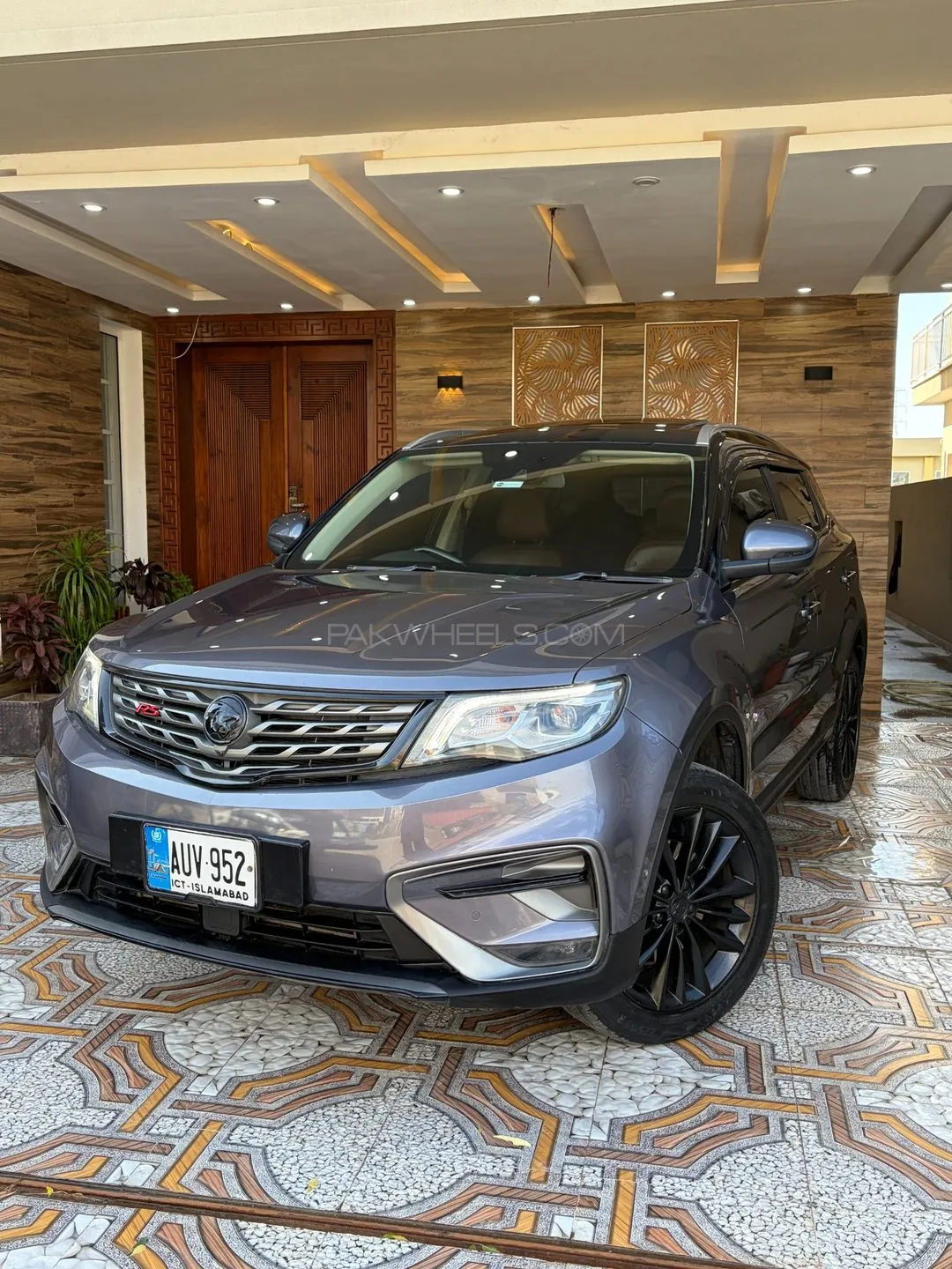 Proton X70