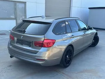 BMW Série 3 2016 photo 2