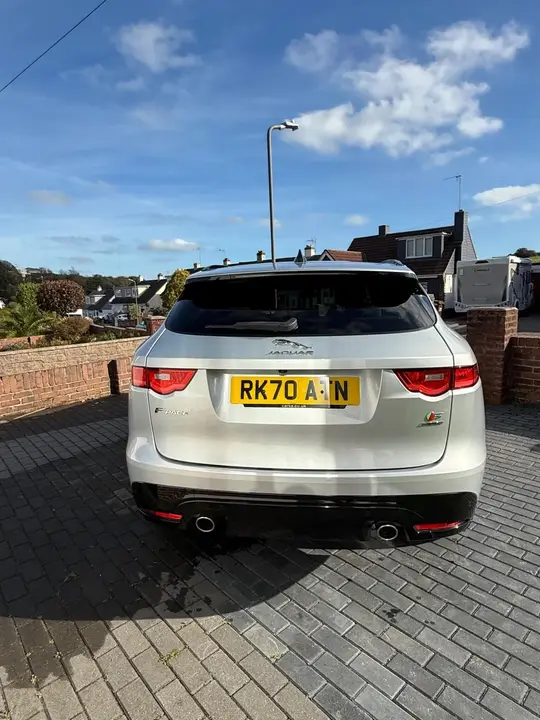 Jaguar F-Pace 2020 photo 5