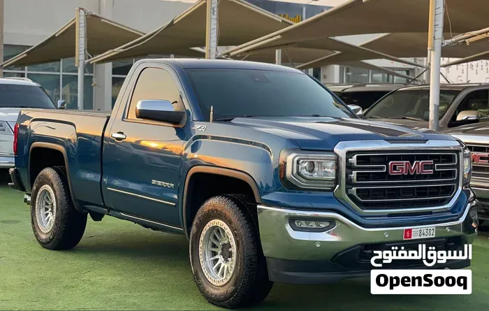 GMC Sierra 2018 photo 2