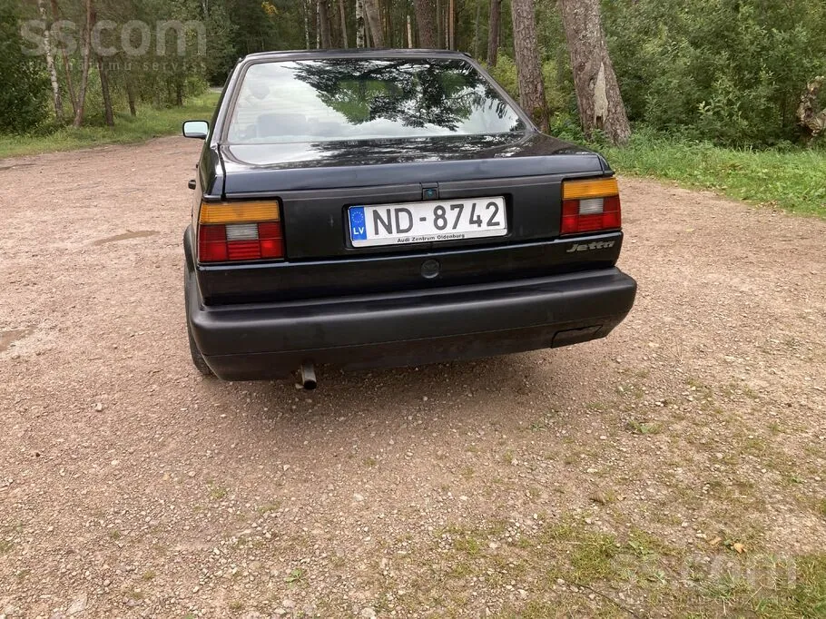 Volkswagen Jetta 1991 photo 3