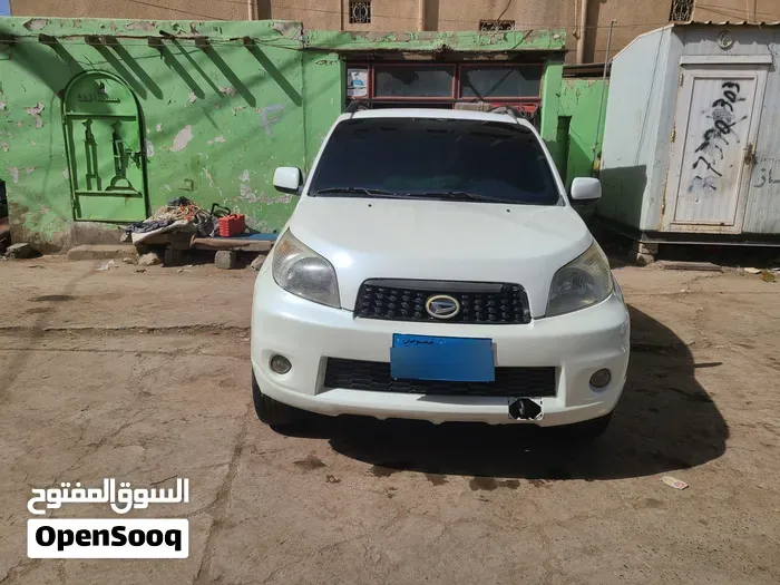 Daihatsu Terios 2012 photo 2