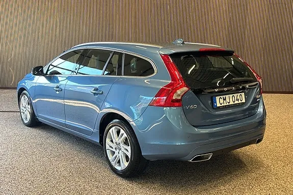 Volvo V60 2015 photo 3