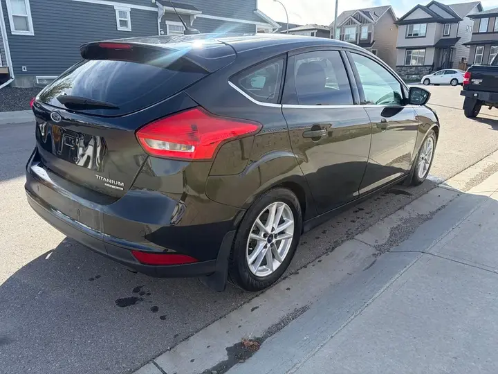 Ford Focus 2015 photo 2