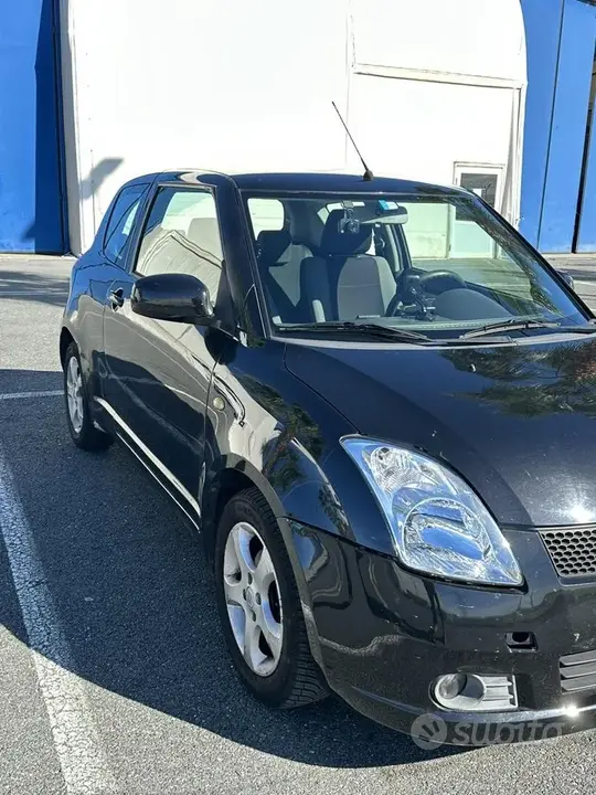 Suzuki Swift 2007 photo 3