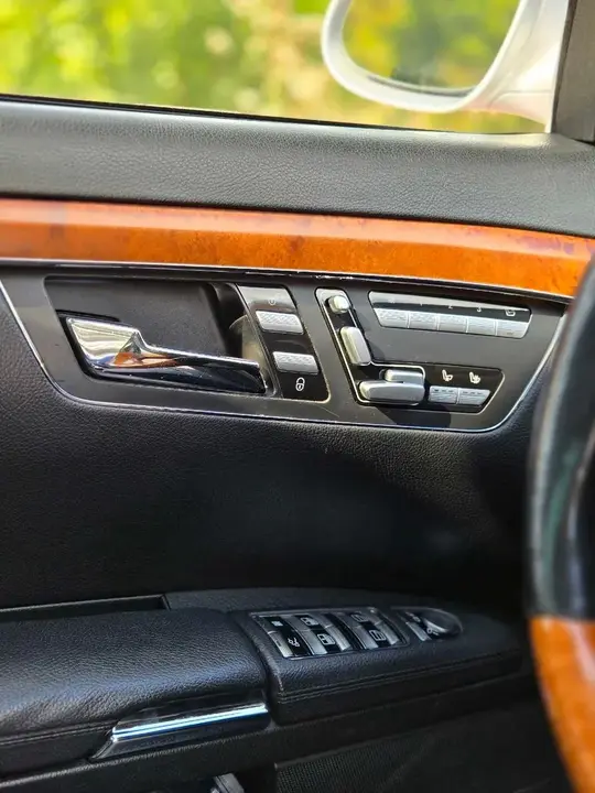 Mercedes-Benz S-Class 2007 photo 3