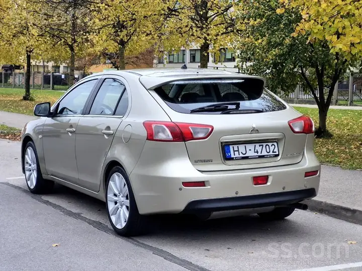 Mitsubishi Lancer 2009 photo 5