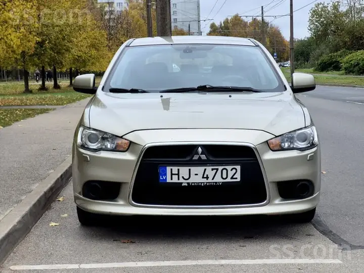 Mitsubishi Lancer 2009 photo 2