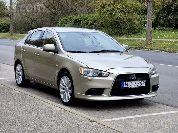 Mitsubishi Lancer 2009 photo 3