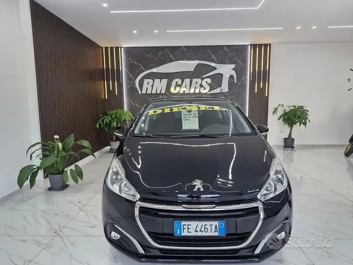 Peugeot 208 2016 photo 2