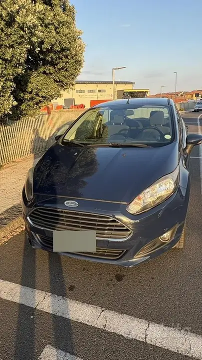 Ford Fiesta 2012 photo 3