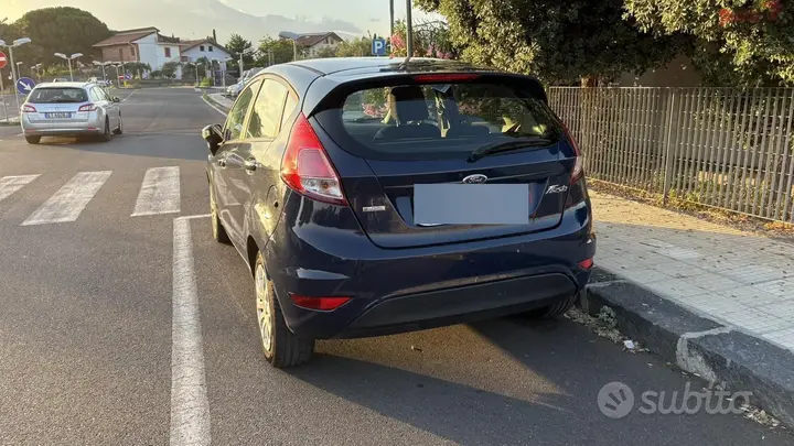 Ford Fiesta 2012 photo 4