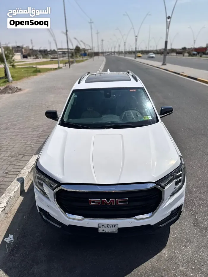 GMC Terrain 2023 photo 3