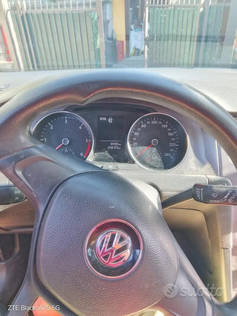 Volkswagen Golf 2015 photo 2
