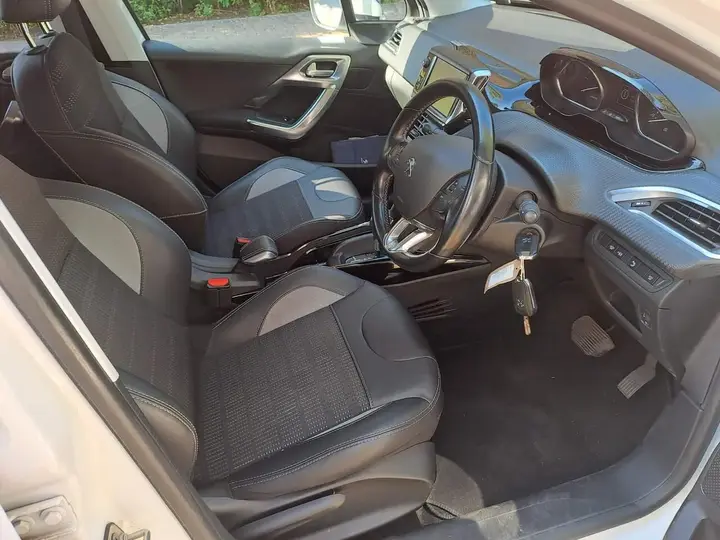 Peugeot 2008 2019 photo 5