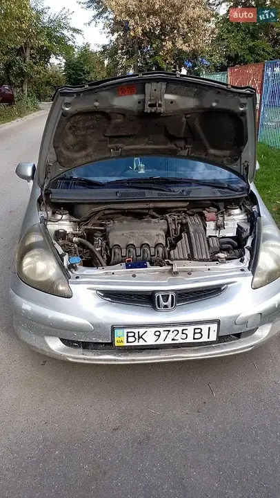 Honda Jazz 2002 photo 2