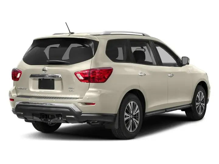 Nissan Pathfinder 2018 photo 2