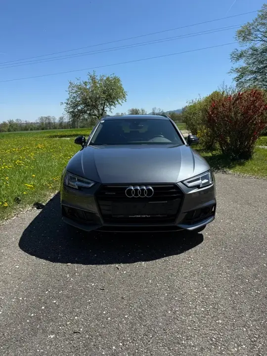 Audi A4 Avant 2018 photo 2