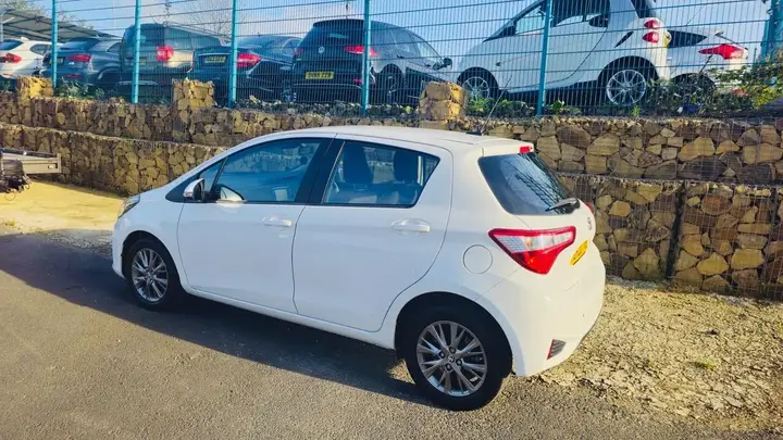 Toyota Yaris 2020 photo 4