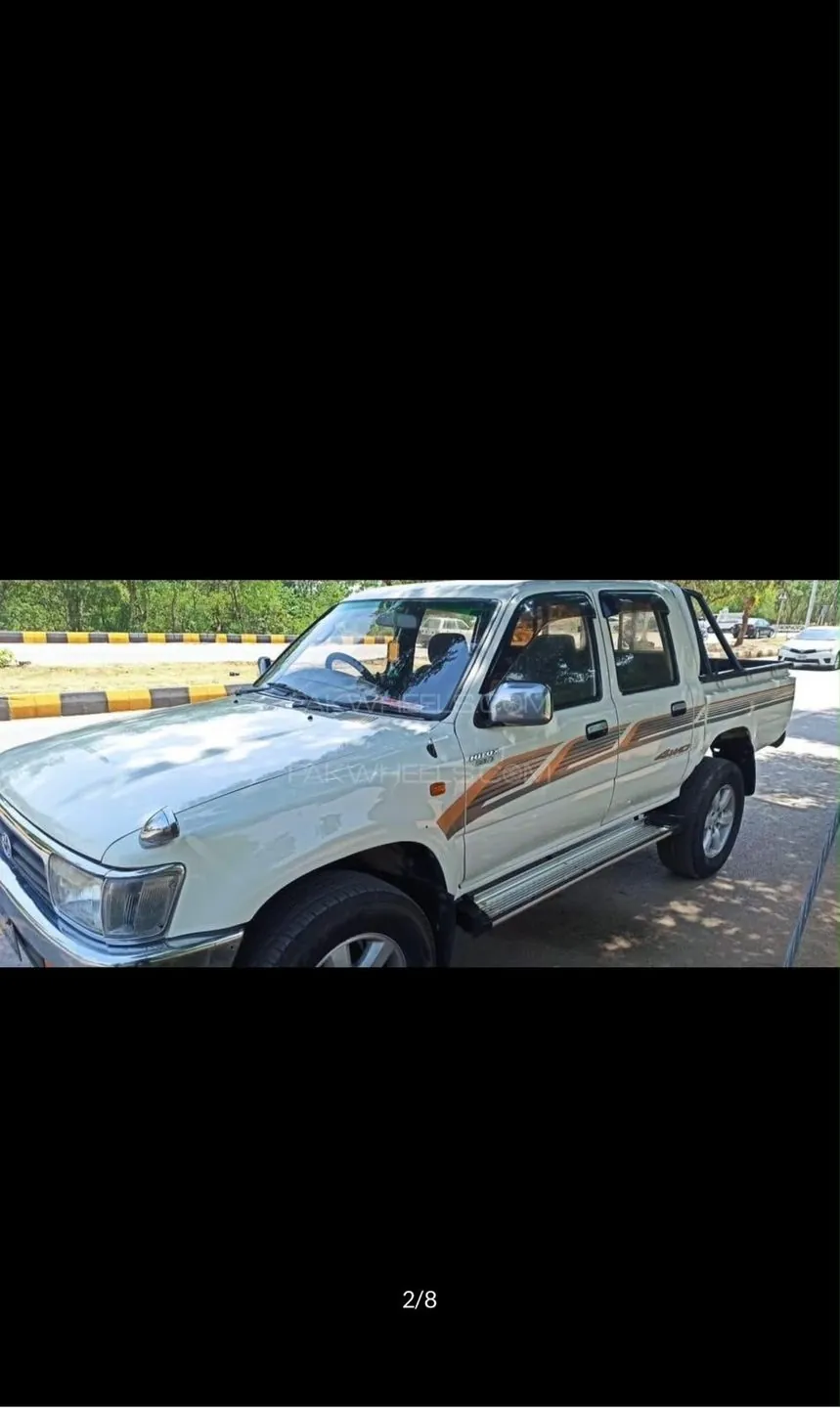 Toyota Hilux