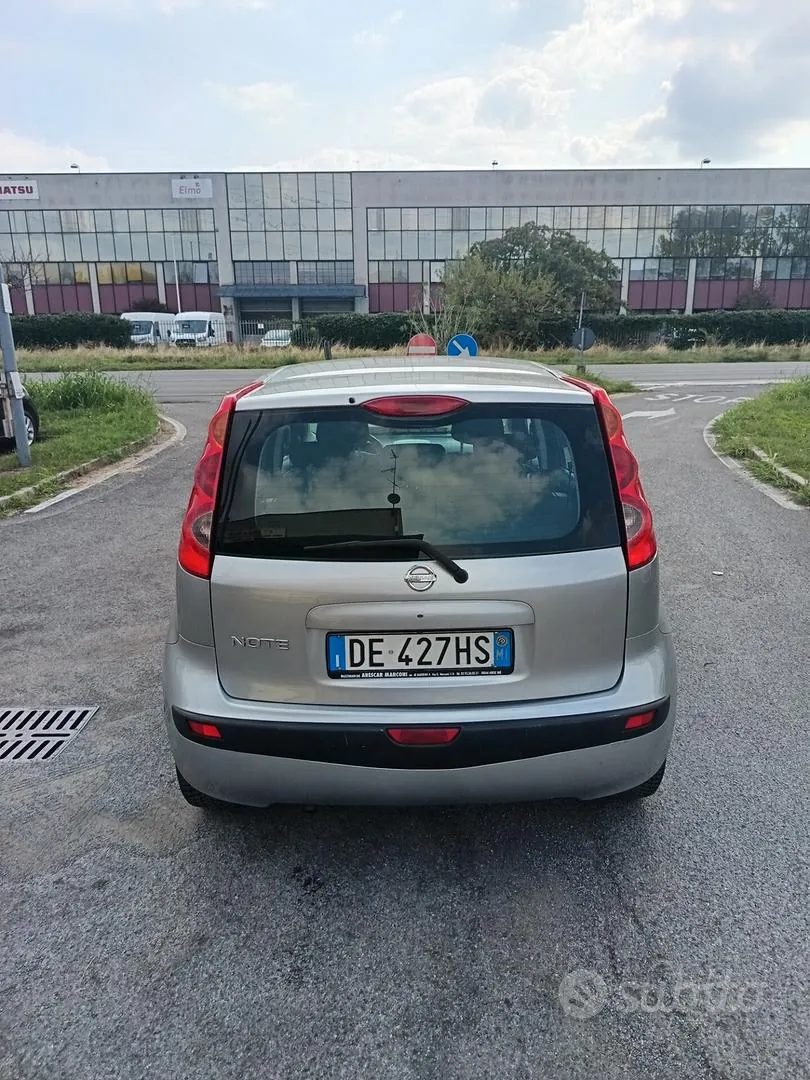 Nissan Note 2006 photo 5