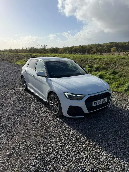 Audi A1 2020 photo 2