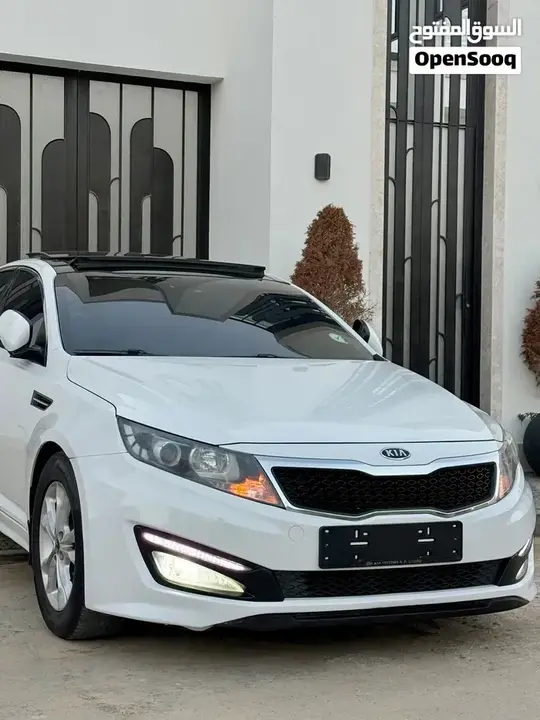 Kia K5 2011 photo 2
