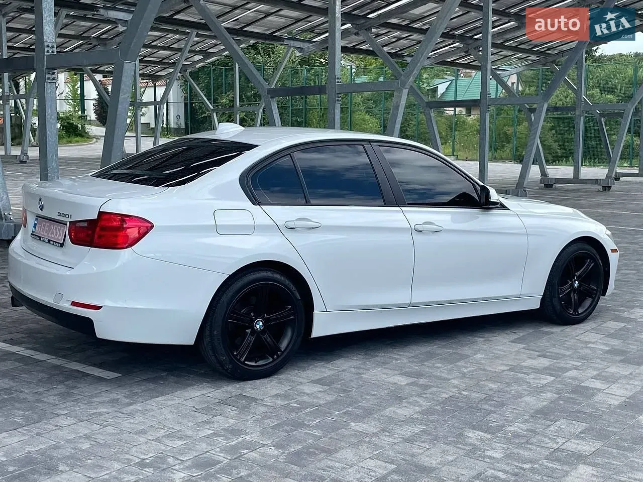 BMW 3 Series 2014 photo 4