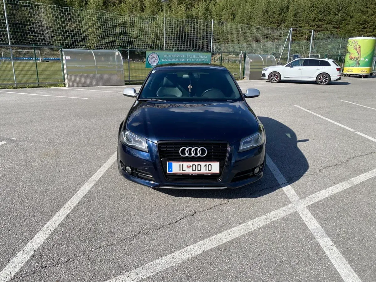Audi A3 2011 photo 2