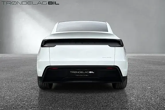 Tesla Model Y 2025 photo 3