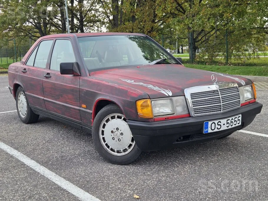 Mercedes-Benz 190 1988 photo 2