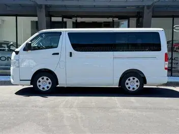 Toyota Hiace 2026 photo 5
