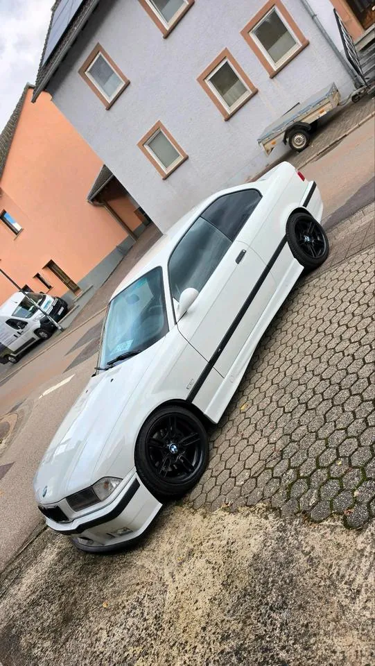 BMW E36
