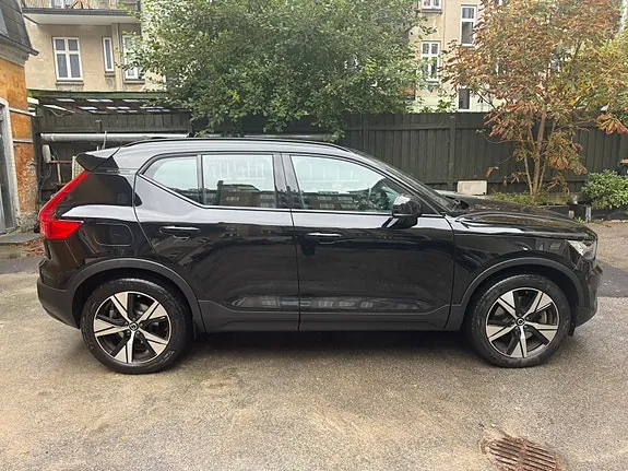 Volvo Xc40 2022 photo 4