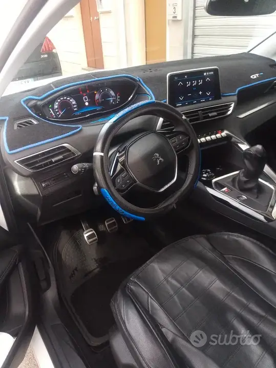 Peugeot 5008 2019 photo 5