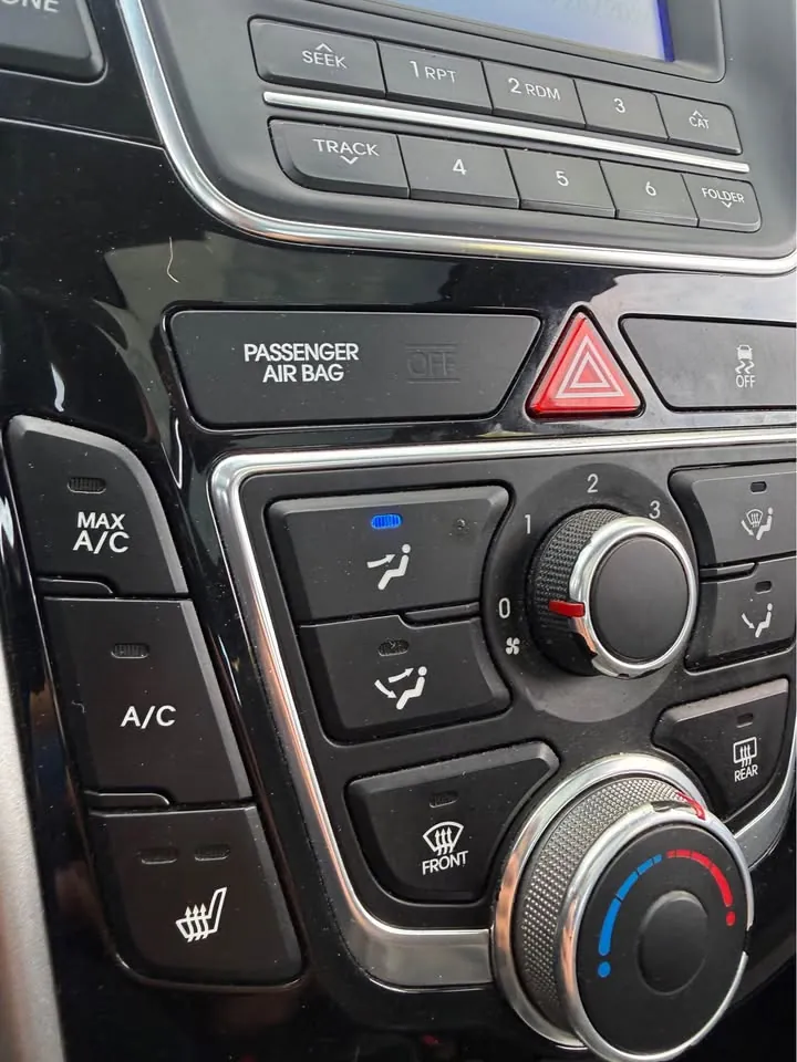Hyundai Elantra 2013 photo 5