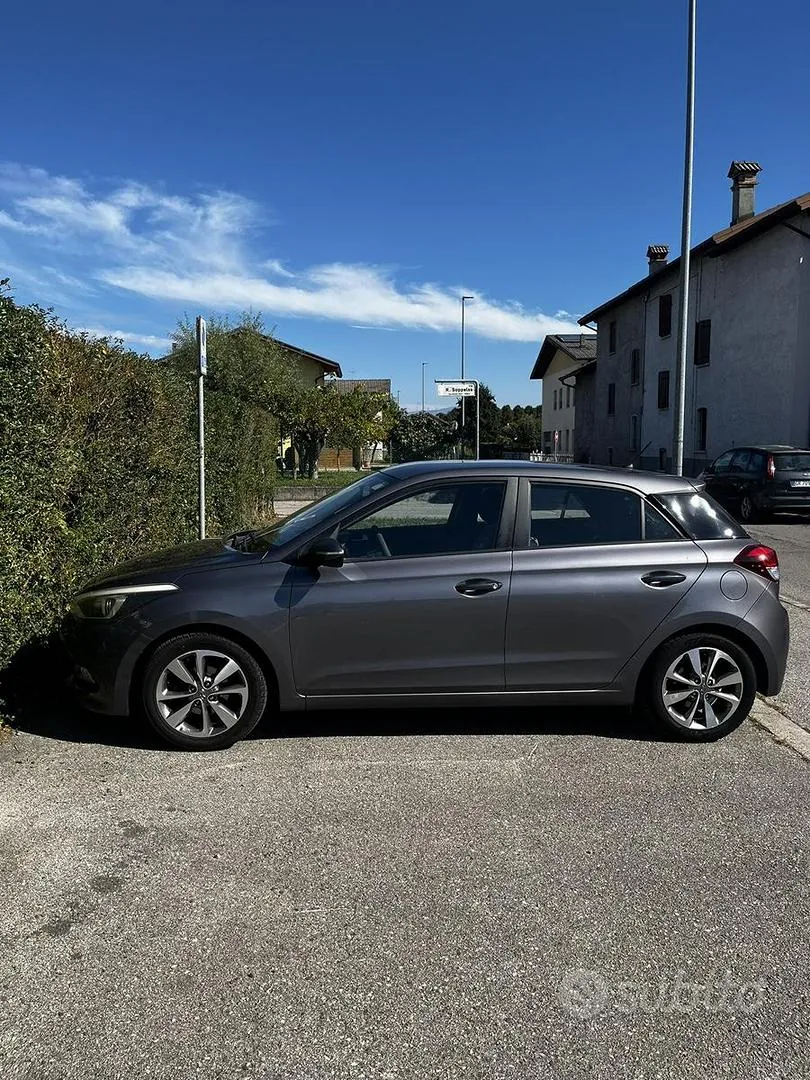 Hyundai I20 2015 photo 5