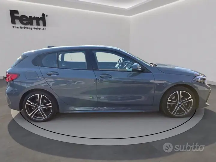 BMW 116I 2022 photo 4