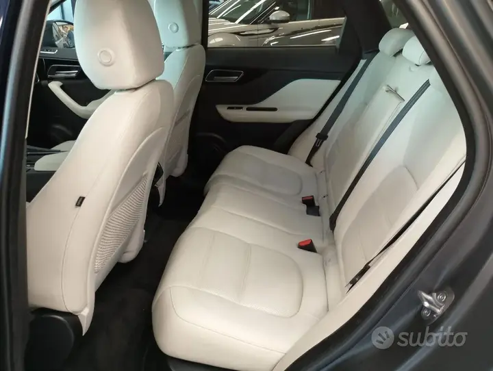 Jaguar F-Pace 2019 photo 5