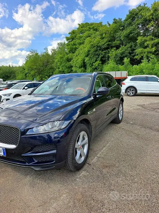 Jaguar F-Pace