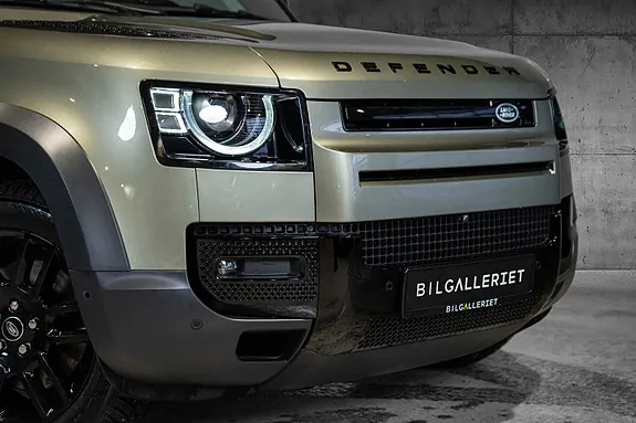 Land Rover Defender 110 2022 photo 3