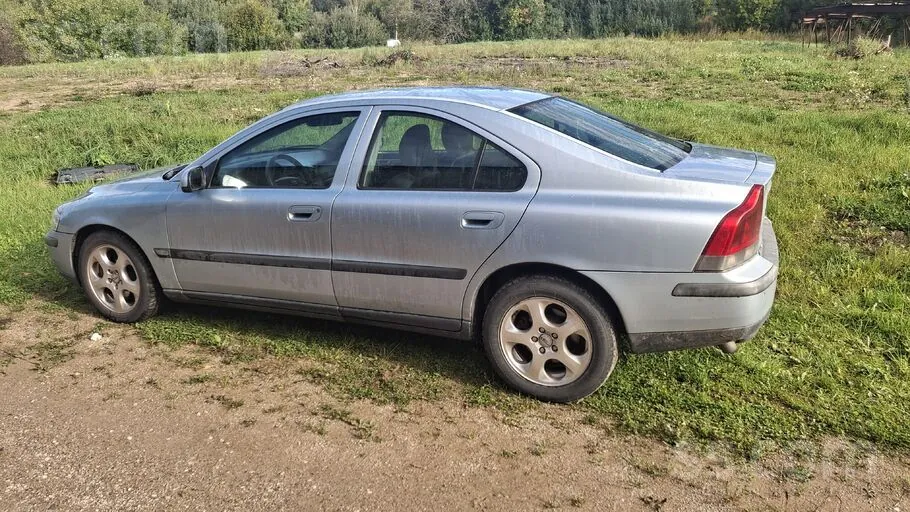 Volvo S60 2002 photo 2
