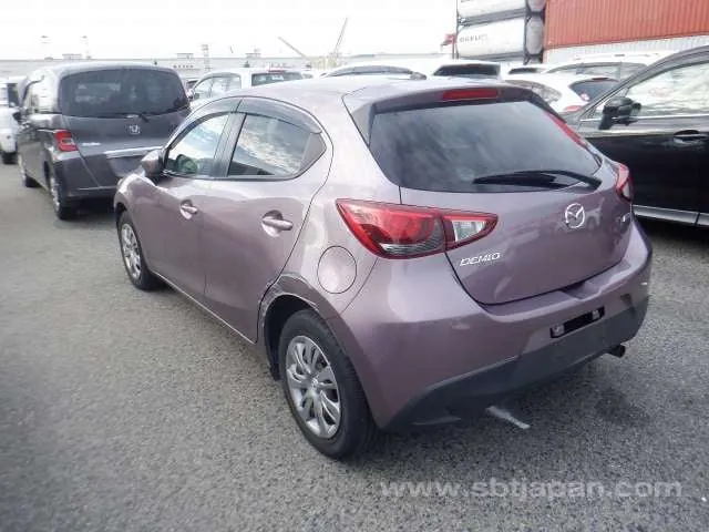 Mazda Demi 2015 photo 3