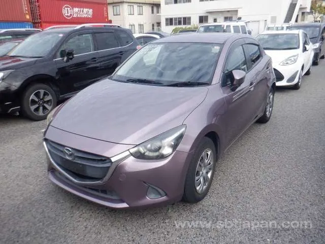 Mazda Demi 2015 photo 2